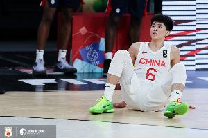 直播吧：李悅洲進(jìn)行PRP治療 仍需要4到5周恢復(fù)